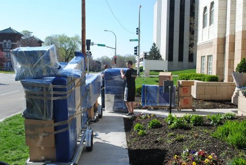 loading bike trailers with furniture