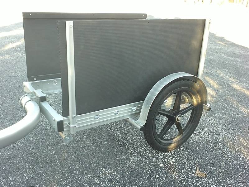 32A bike trailer with side panels