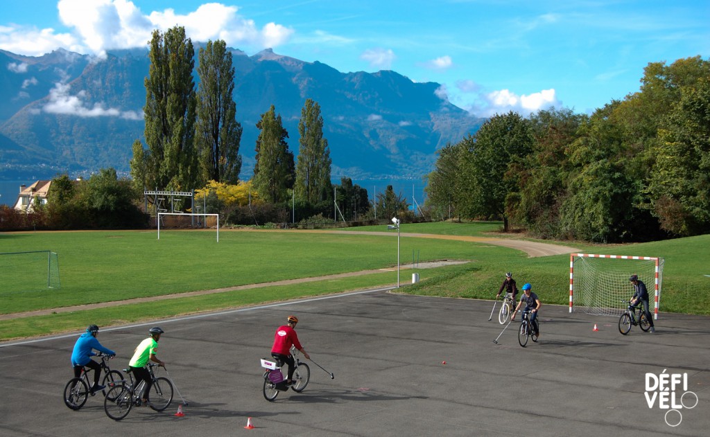 playing bike polo at a DEFI VELO challenge event