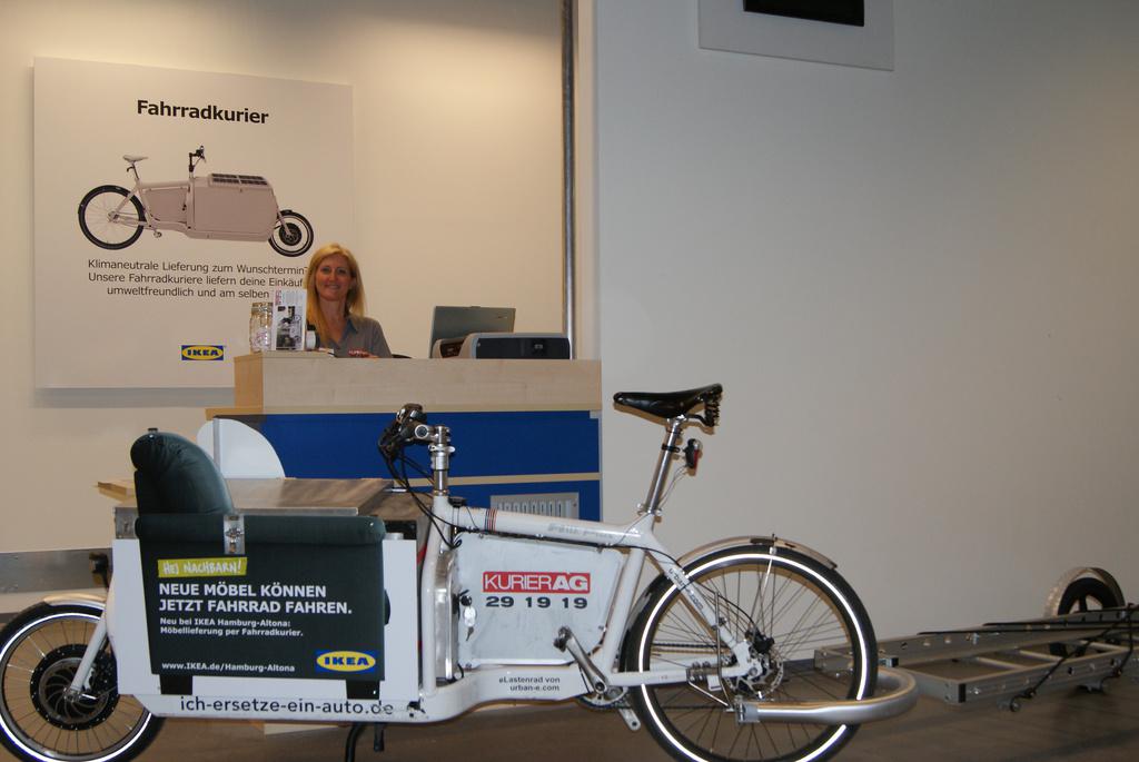 Ikea Store In Hamburg Germany Makes Deliveries By Bike Bikes At Work