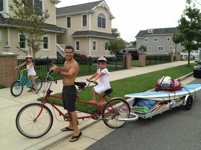 96A bicycle trailer loaded with gear for a trip to the beach (photo courtesy Brad Tucker)