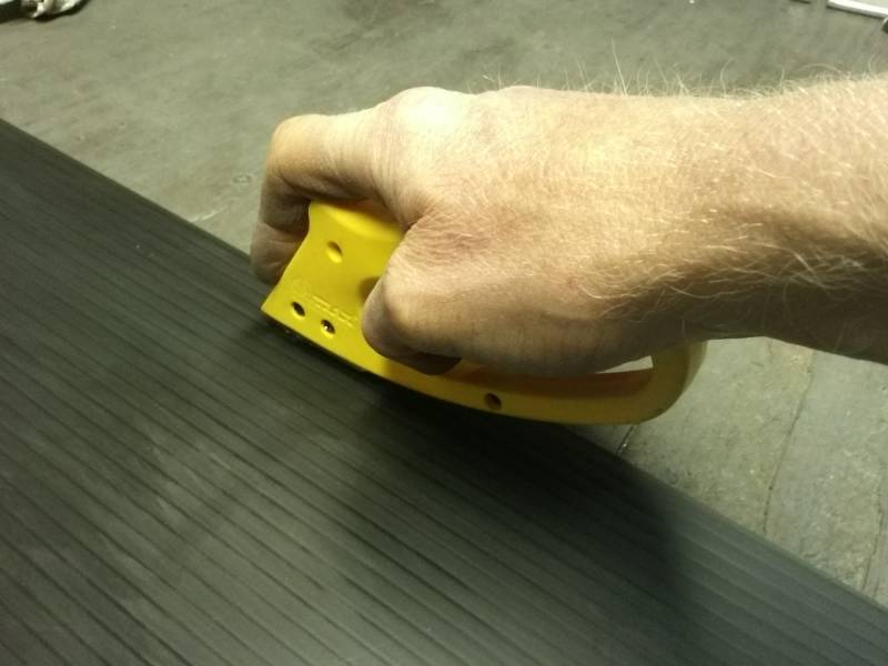 a corrugated plastic cutter makes slitting the panels very easy